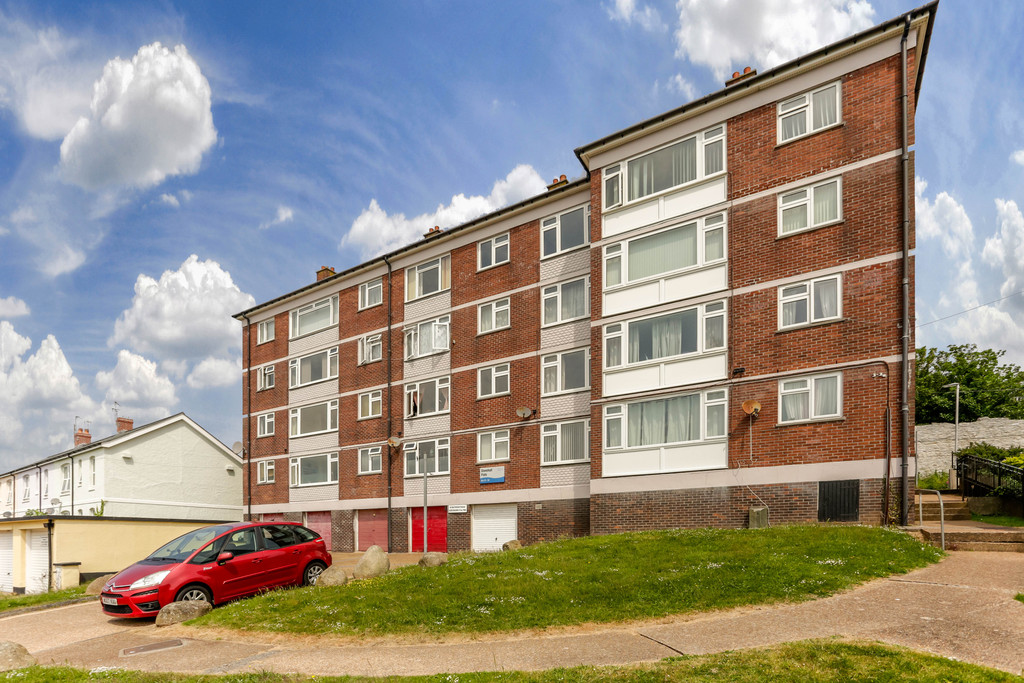 Martin & Co Plymouth 2 bedroom Apartment Let in Stonehall Flats, Plymouth
