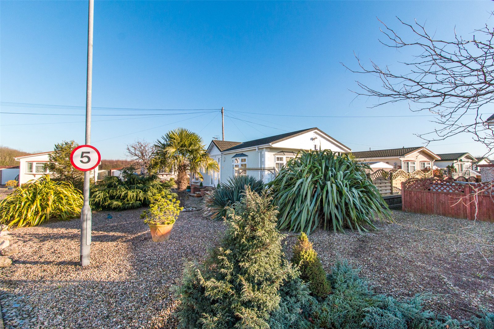 Whitegates Doncaster 2 bedroom House for sale in Plumtree Park Bircotes Doncaster DN11 Whitegates