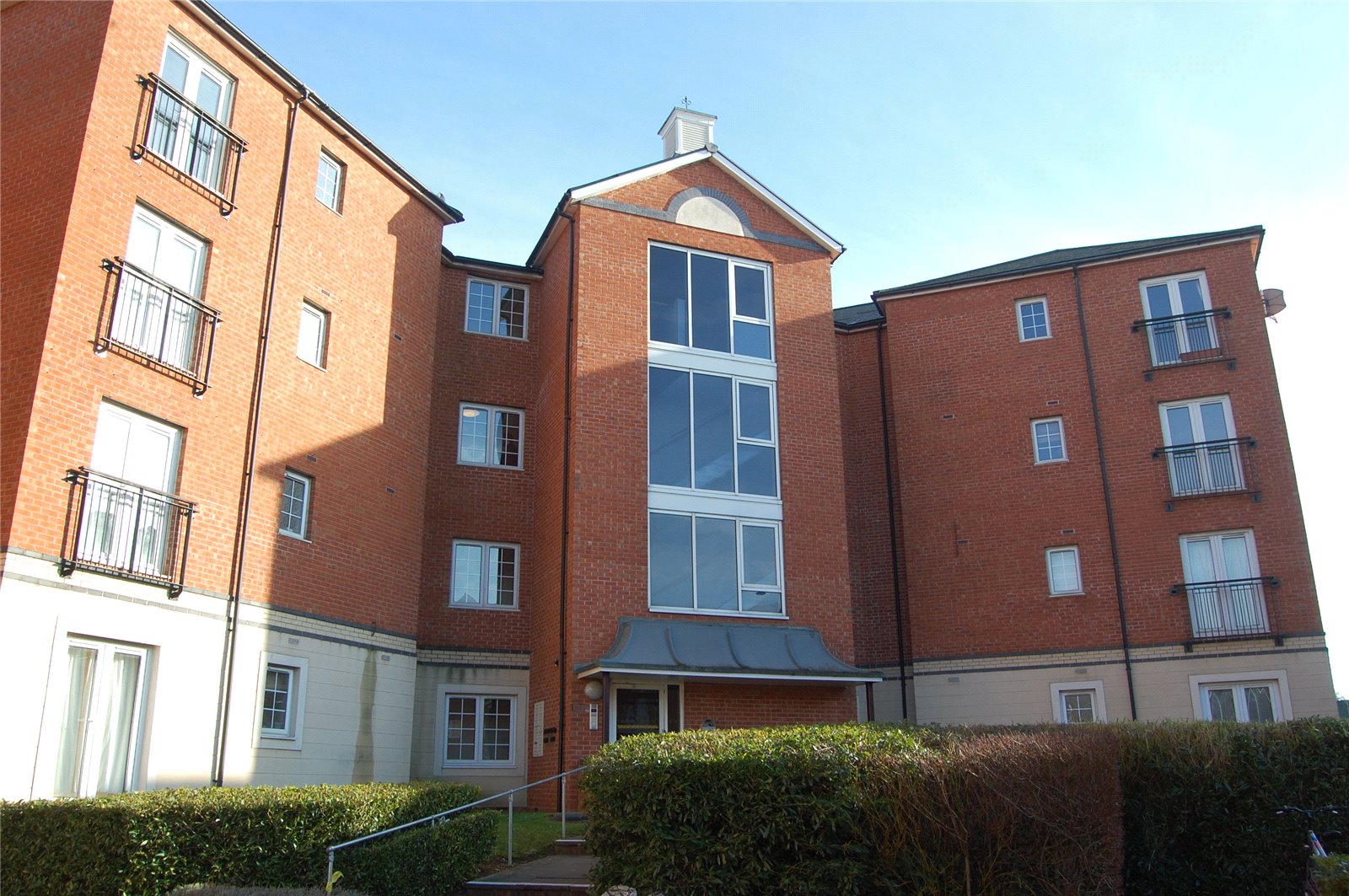 CJ Hole Gloucester 2 bedroom Flat to rent in Lime Court, Great Western