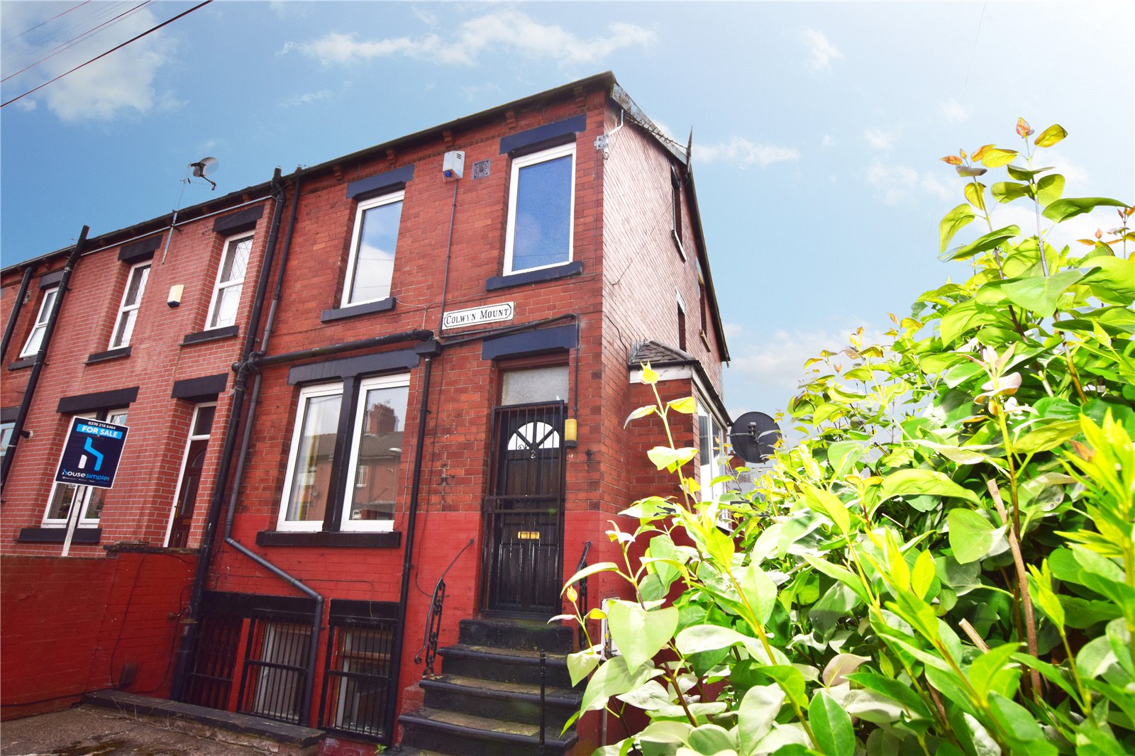 Whitegates South Leeds 2 bedroom House For Sale in Colwyn Mount Leeds West Yorkshire