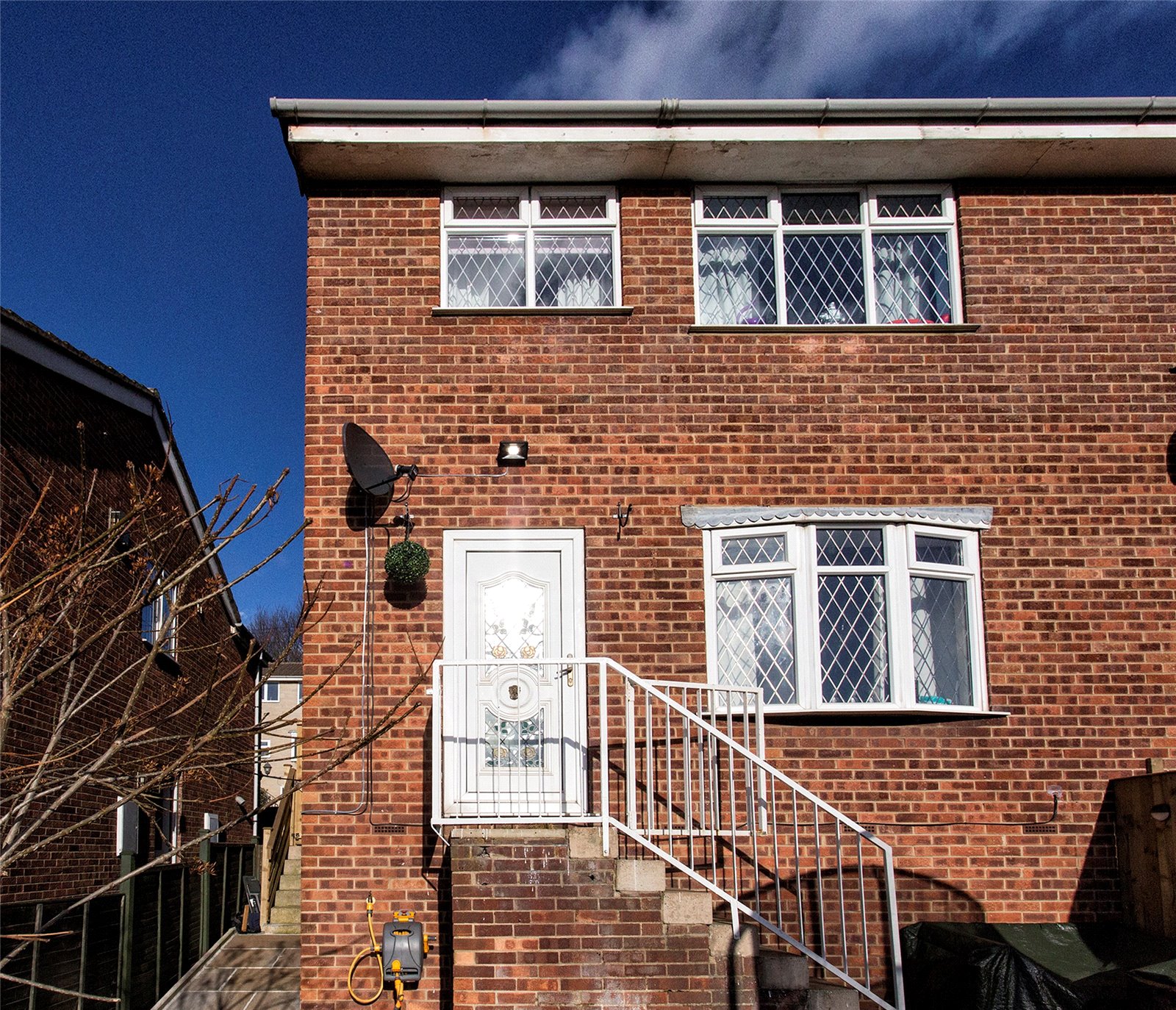 Whitegates Dewsbury 3 bedroom House SSTC in Walkley Lane Heckmondwike