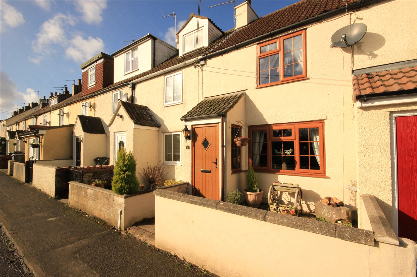 CJ Hole Downend 3 bedroom House for sale in Parkfield Rank Pucklechurch