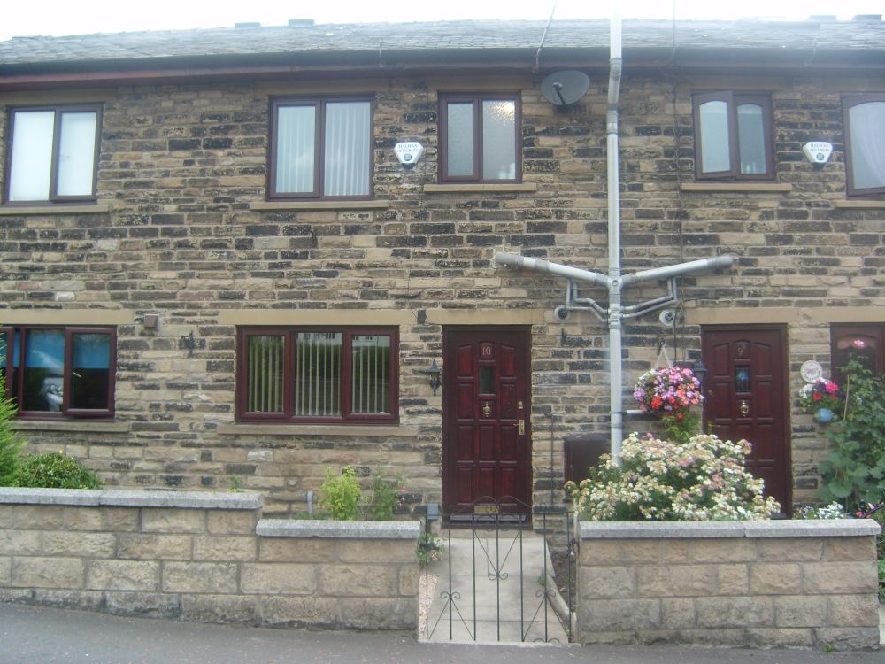 Whitegates Brighouse 3 bedroom House Let Agreed in Crowtrees Lane