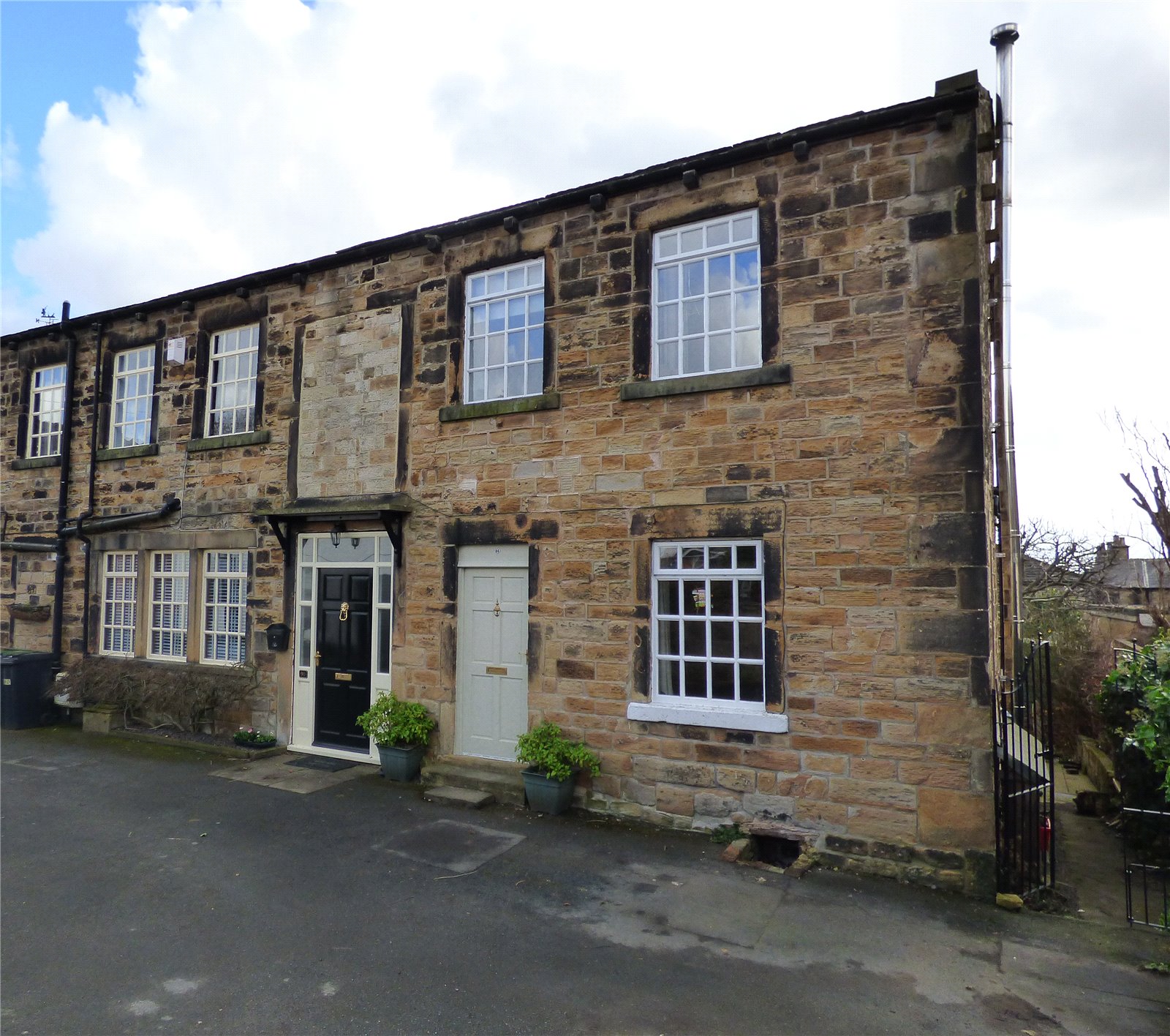 Whitegates Cleckheaton 3 bedroom House For Sale in Upper Lane Little