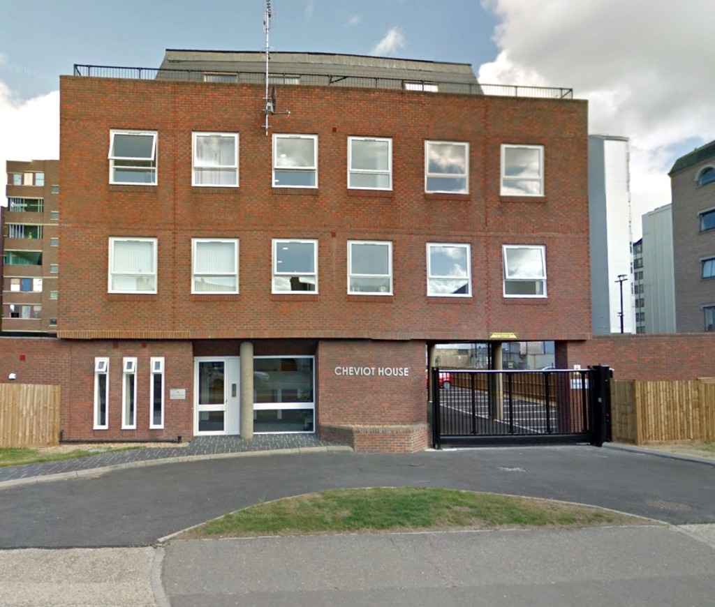 Martin & Co SouthendonSea 2 bedroom Flat Let in Cheviot House, 7076