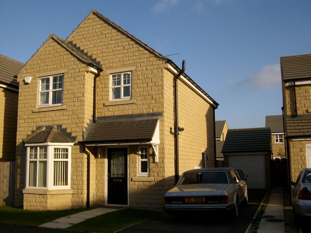 Whitegates Bramley 3 bedroom House To Let in Way Bradford