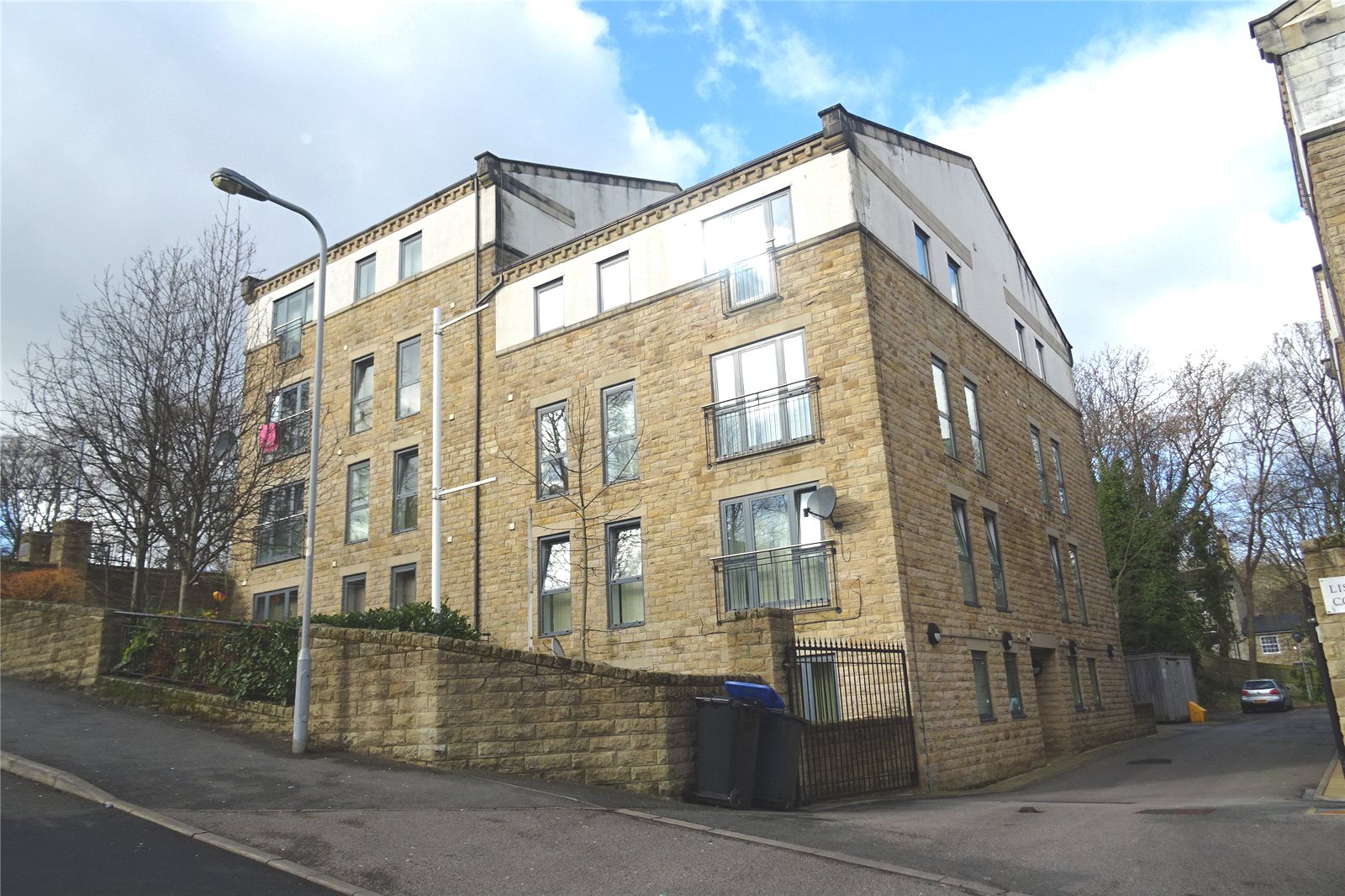 Whitegates Bradford 1 bedroom Flat for sale in Lister Court Cunliffe Road Bradford BD8 Whitegates