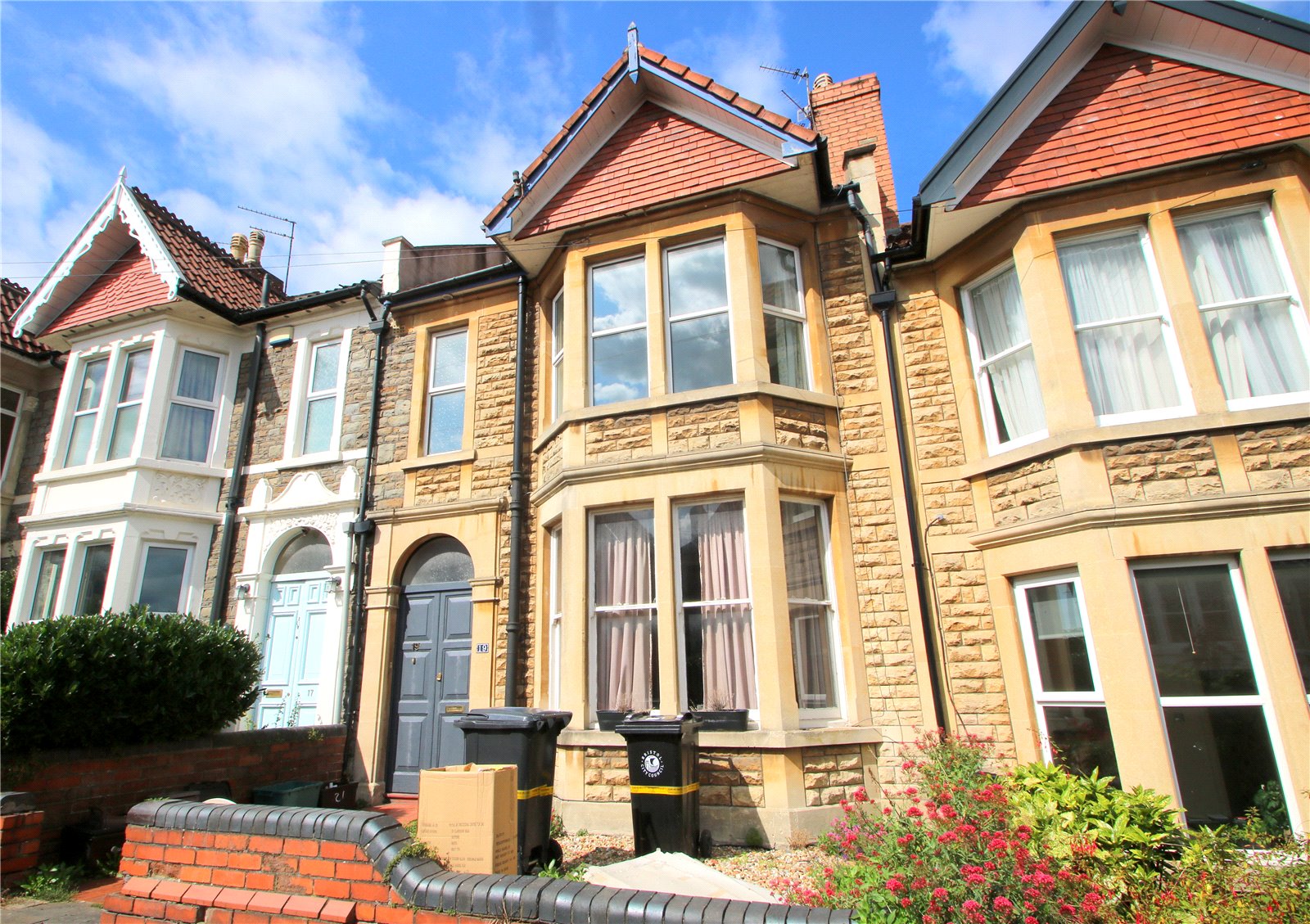 CJ Hole Southville 3 bedroom to rent in Cleeve Road Knowle