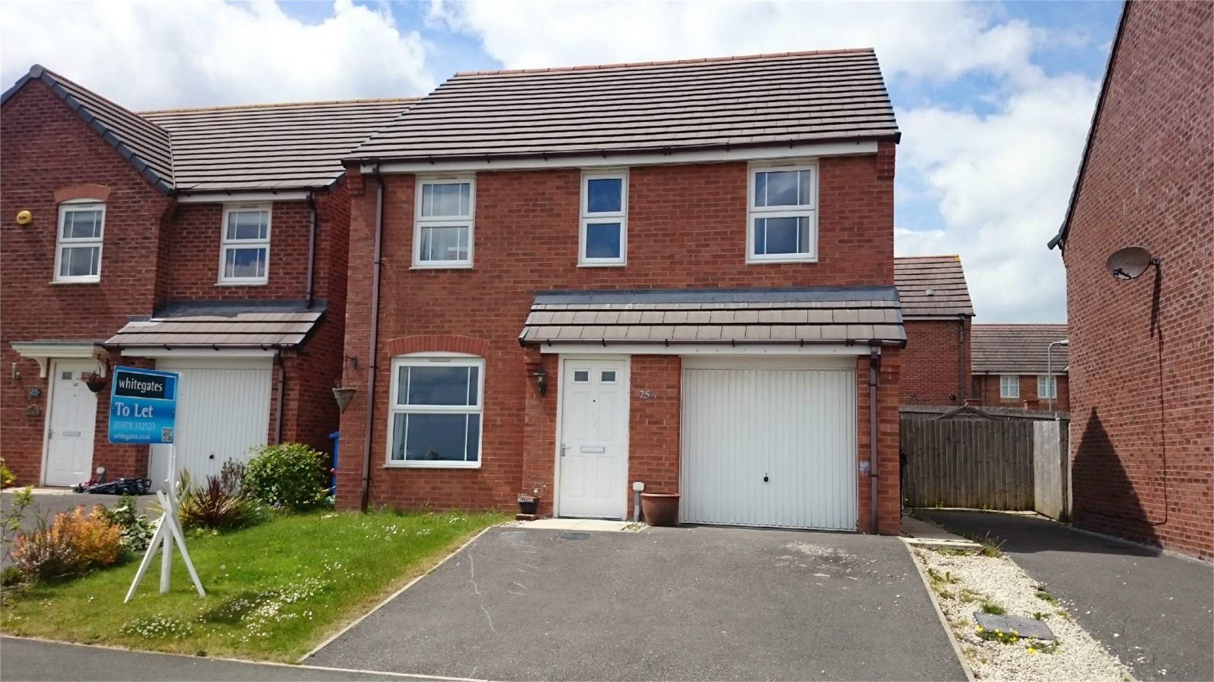 Whitegates Wrexham 3 bedroom House Let Agreed in Charles Street, Brymbo