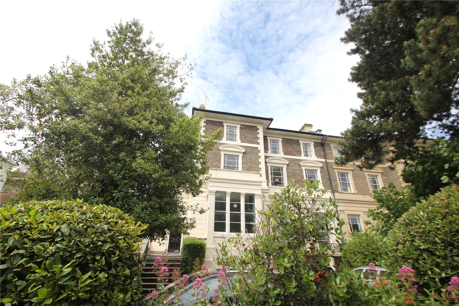 CJ Hole Clifton old 2 bedroom Flat to rent in Alma Road Clifton