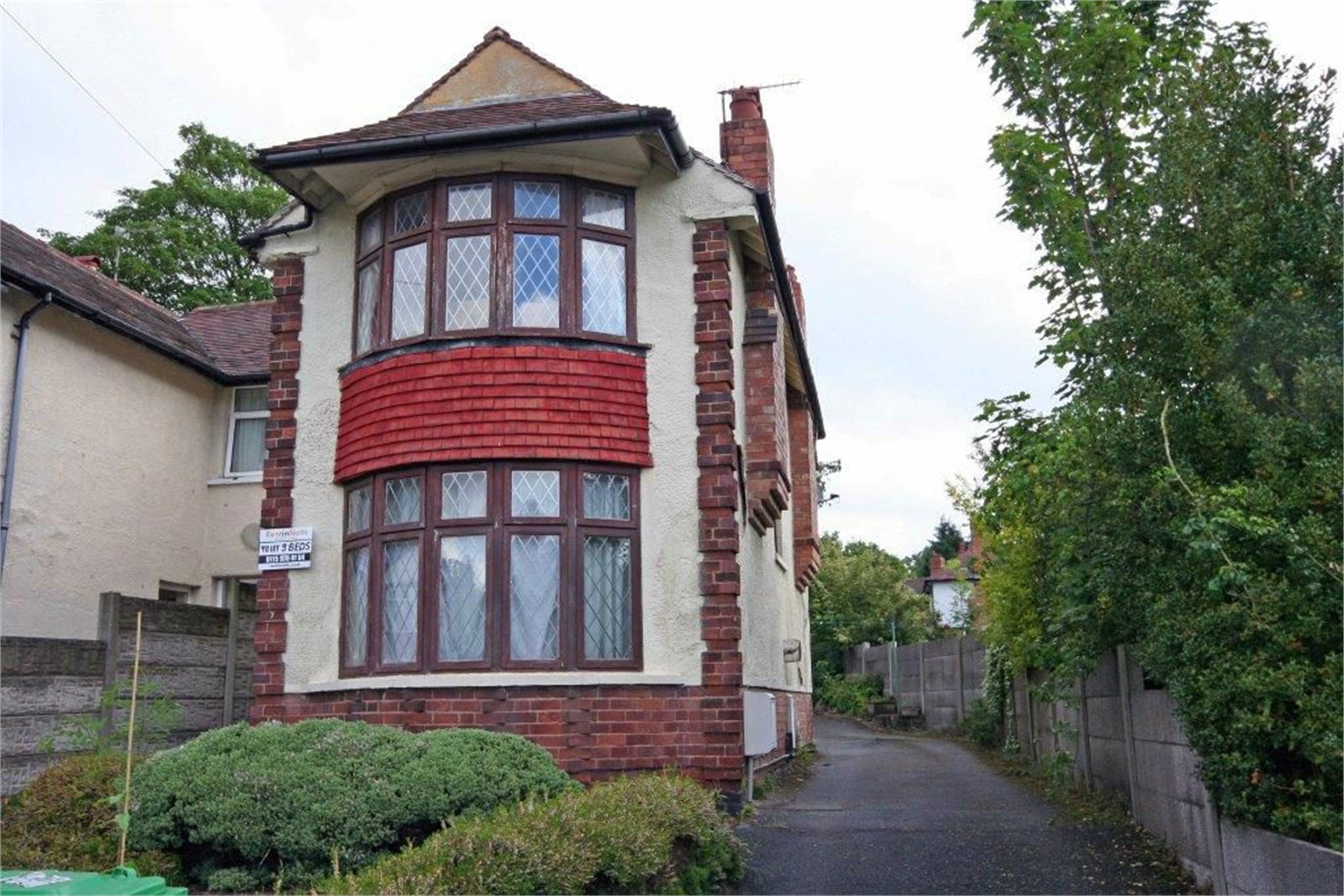 Whitegates Beeston 3 bedroom House To Let in Charles Avenue Lenton Abbey