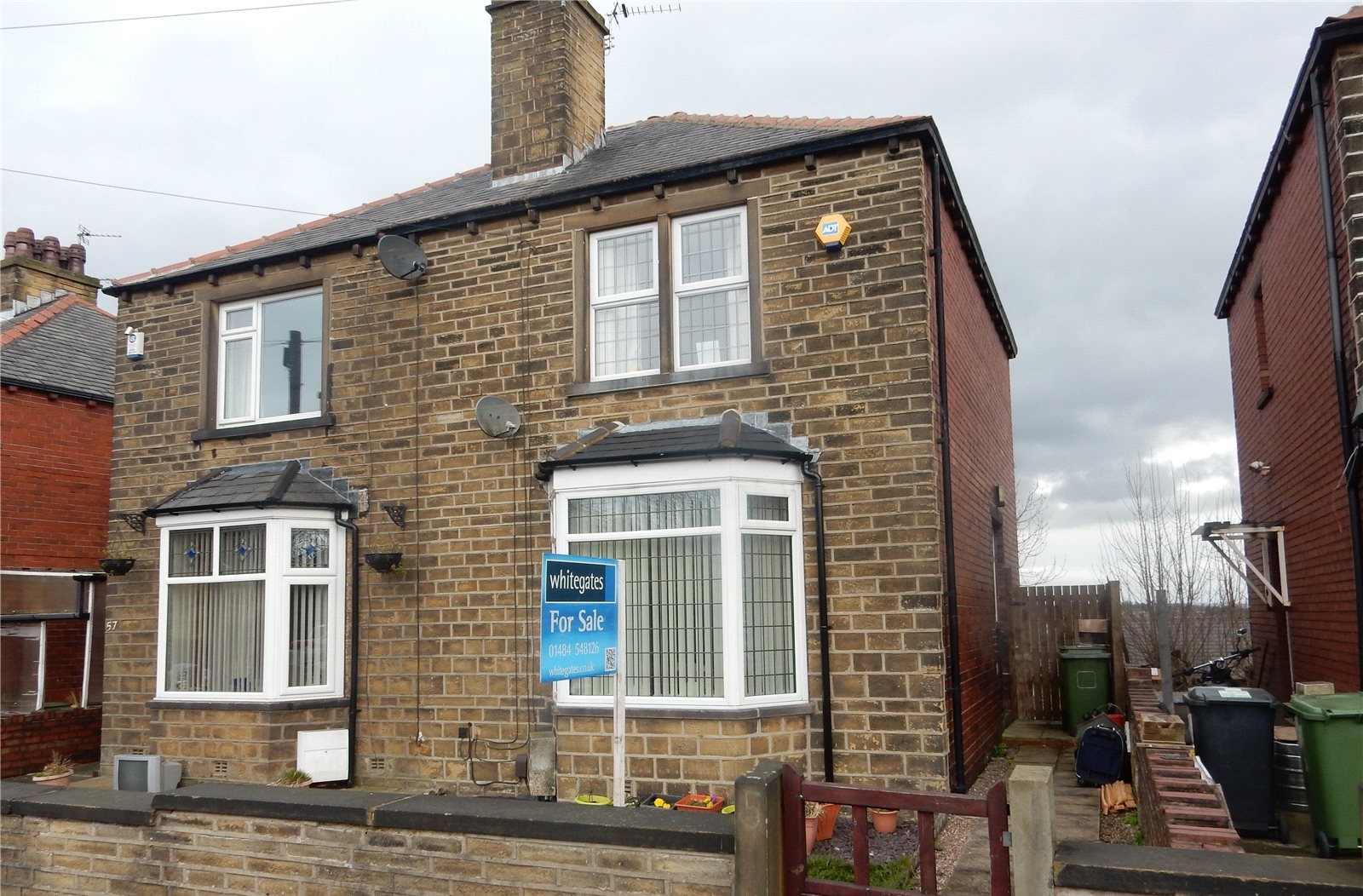 Whitegates Huddersfield 2 bedroom House for sale in Nabcroft Lane
