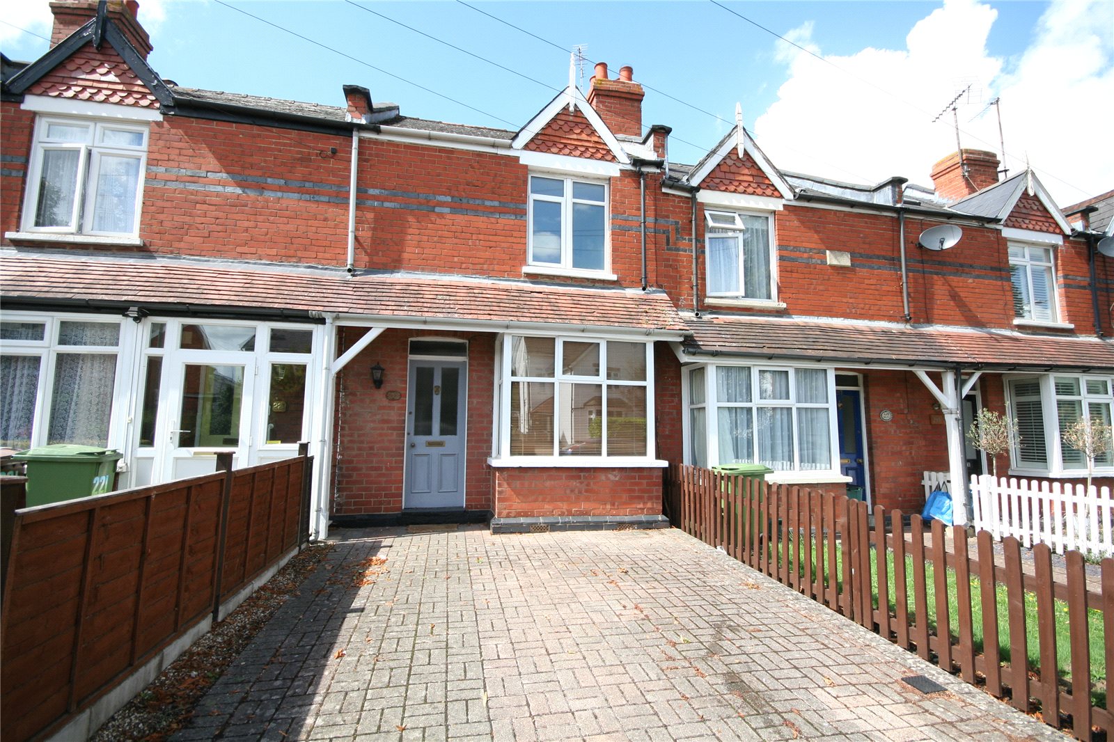 CJ Hole Cheltenham 2 bedroom House to rent in Old Bath Road, Cheltenham