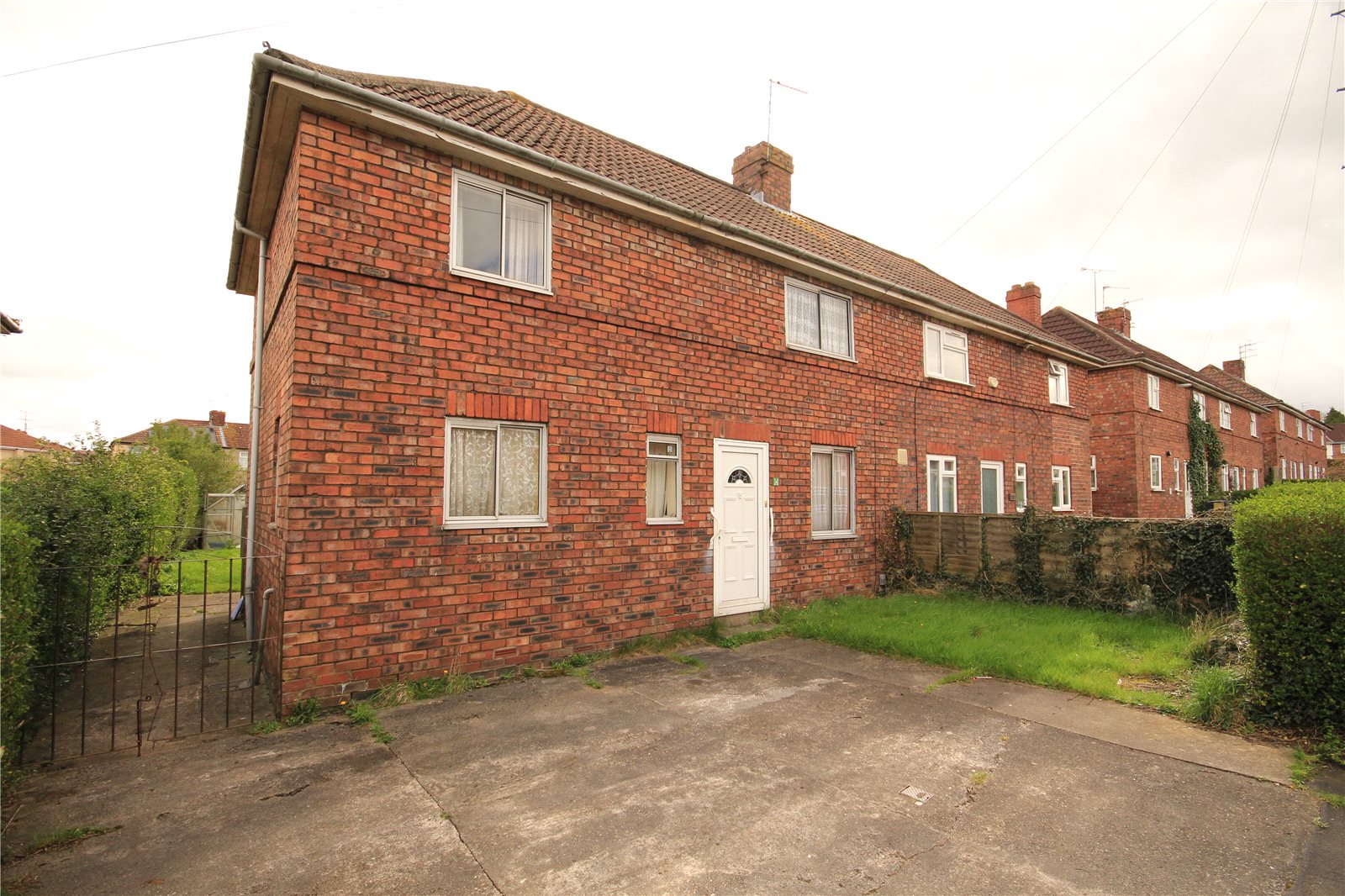 CJ Hole Downend 3 bedroom House for sale in Uplands Road Fishponds