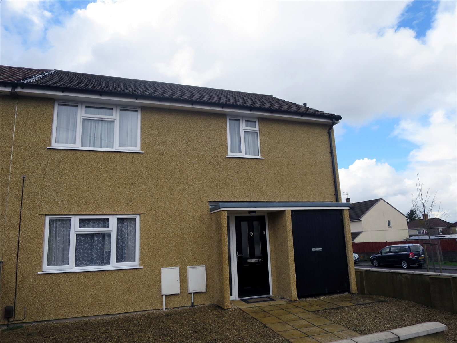 CJ Hole Kingswood 2 bedroom Flat to rent in Burchells Green Road