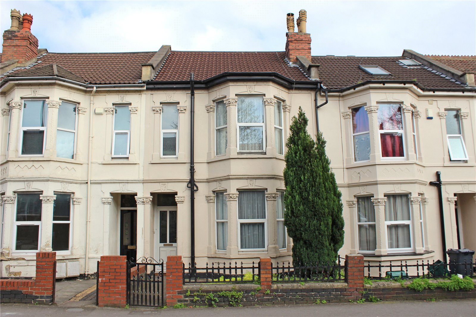 CJ Hole 3 bedroom House for sale in Gloucester Road Horfield