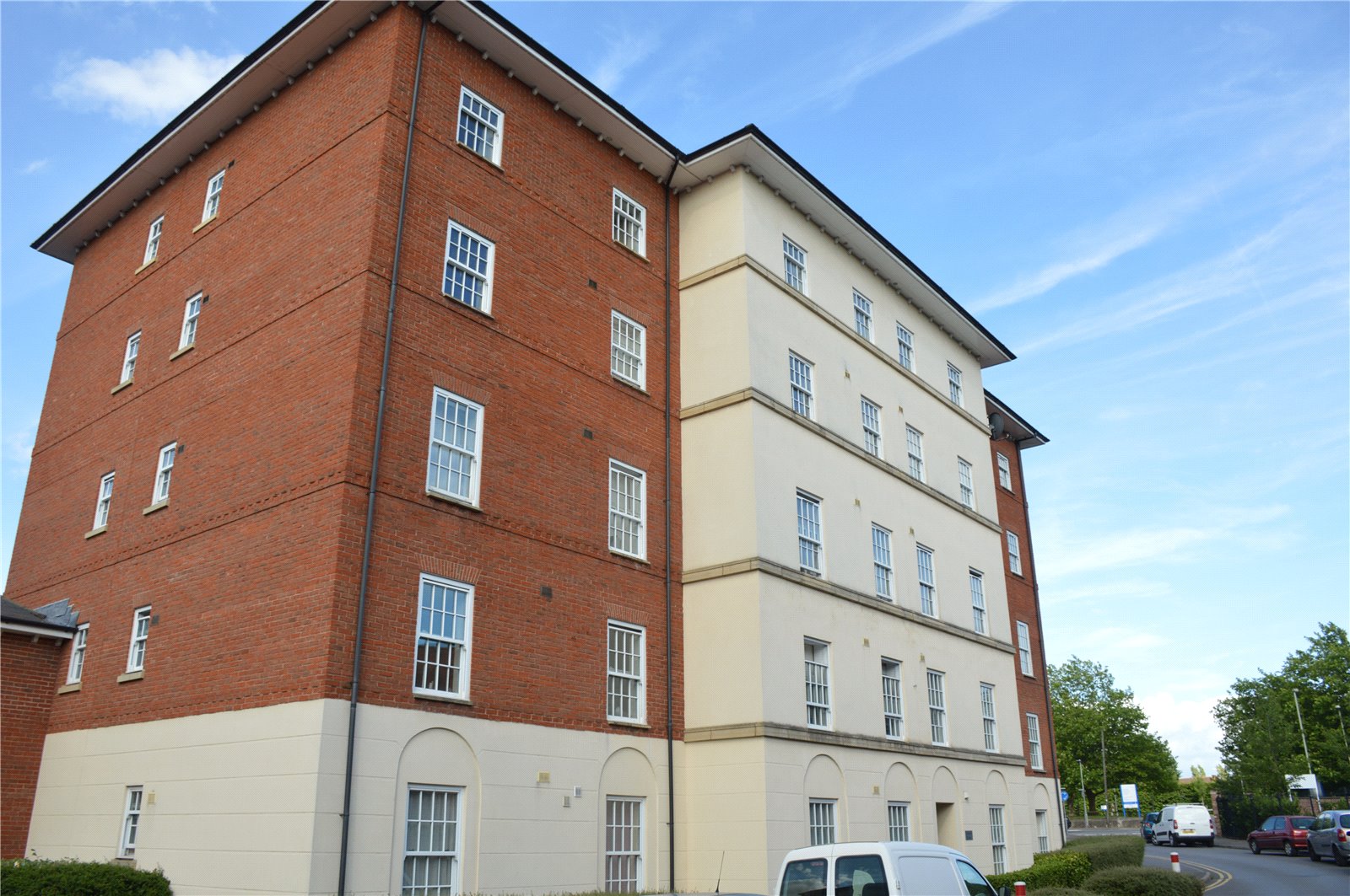 CJ Hole Gloucester 2 bedroom Flat for sale in St James House