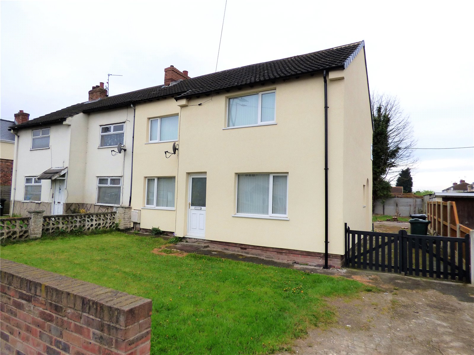 Whitegates Doncaster 3 bedroom House To Let in Broadway Dunscroft Doncaster