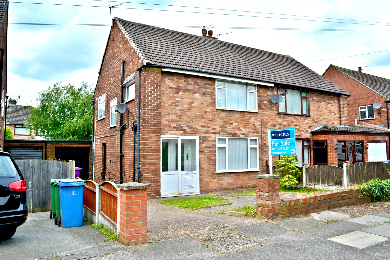 Whitegates Woolton 3 bedroom House for sale in Hunts Cross Avenue Liverpool Merseyside L25