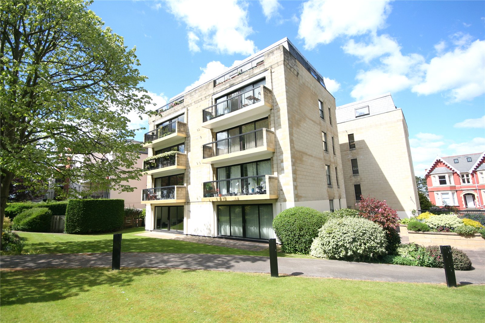 CJ Hole Cheltenham 3 bedroom Flat for sale in Western Court Western