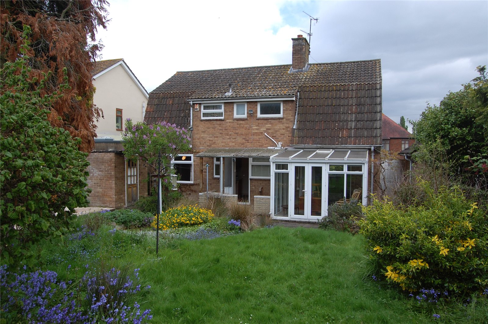 CJ Hole Gloucester 3 bedroom House for sale in Hempsted Lane Hempsted