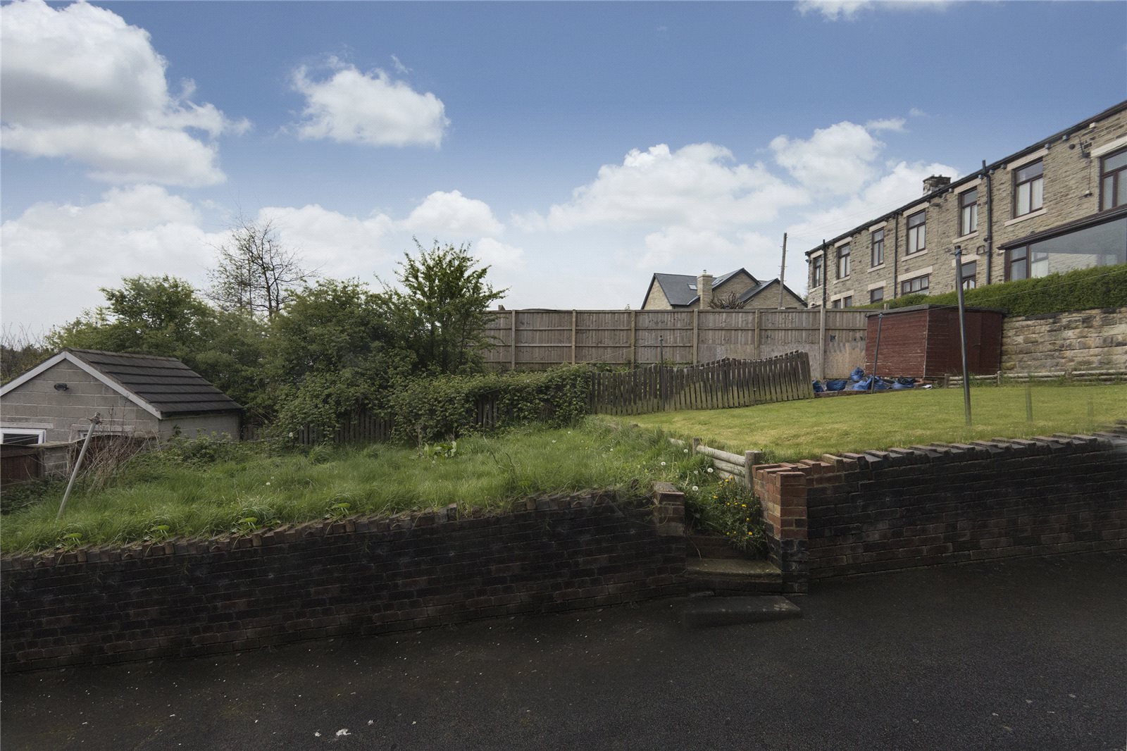 Whitegates Dewsbury 3 bedroom House for sale in Upper Mount Street