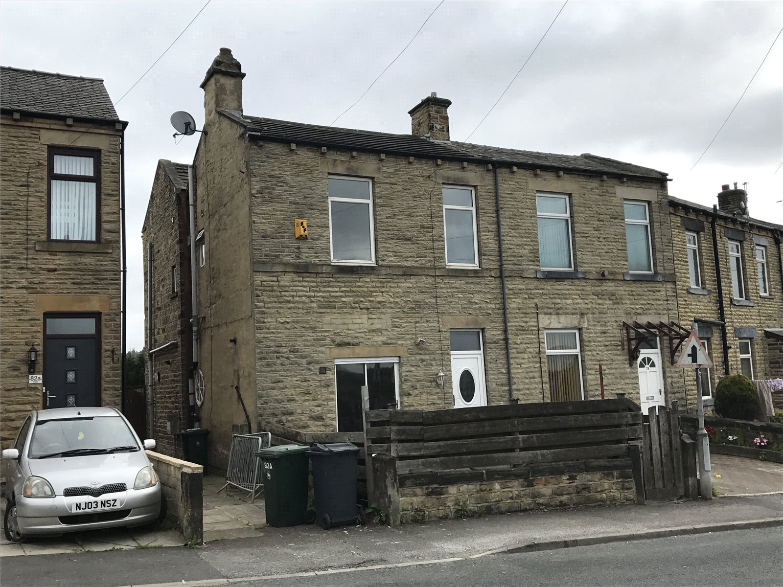 Whitegates Dewsbury 2 bedroom House for sale in Soothill Lane Batley