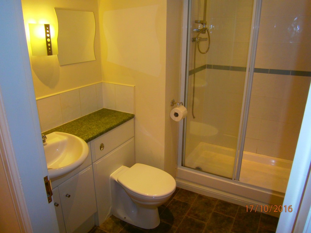 Bathroom Tiles Kilmarnock martin & co ayr 2 bedroom apartment to rent in kilmarnock, derwent Bathroom Tiles Kilmarnock martin & co ayr 2 bedroom apartment to rent in kilmarnock, derwent