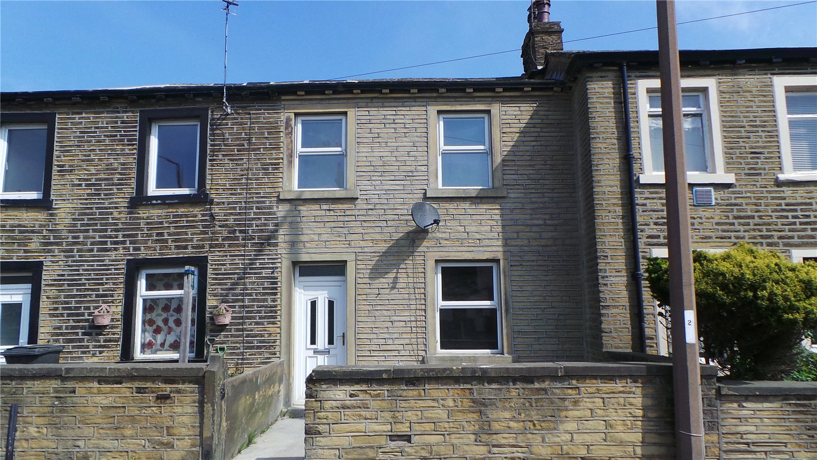 Whitegates Brighouse 2 bedroom House For Sale in Clough Lane Rastrick