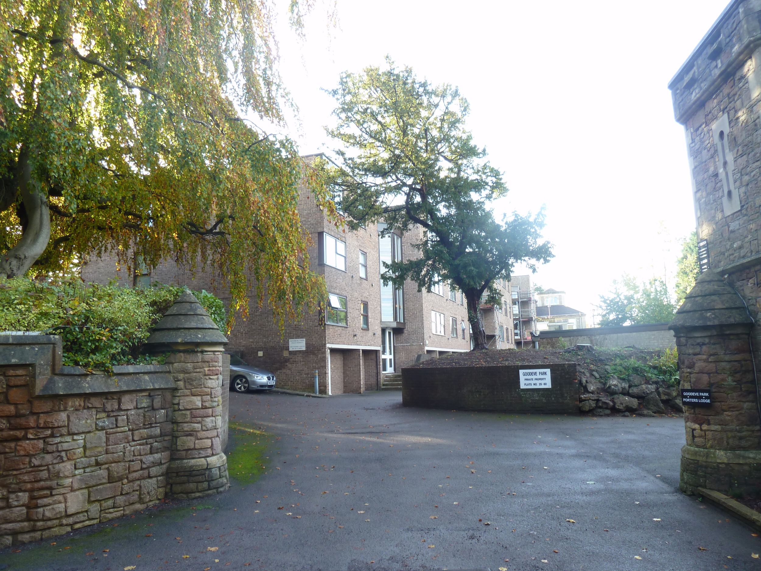 CJ Hole Clifton old 1 bedroom Flat to rent in Goodeve Park Sneyd Park
