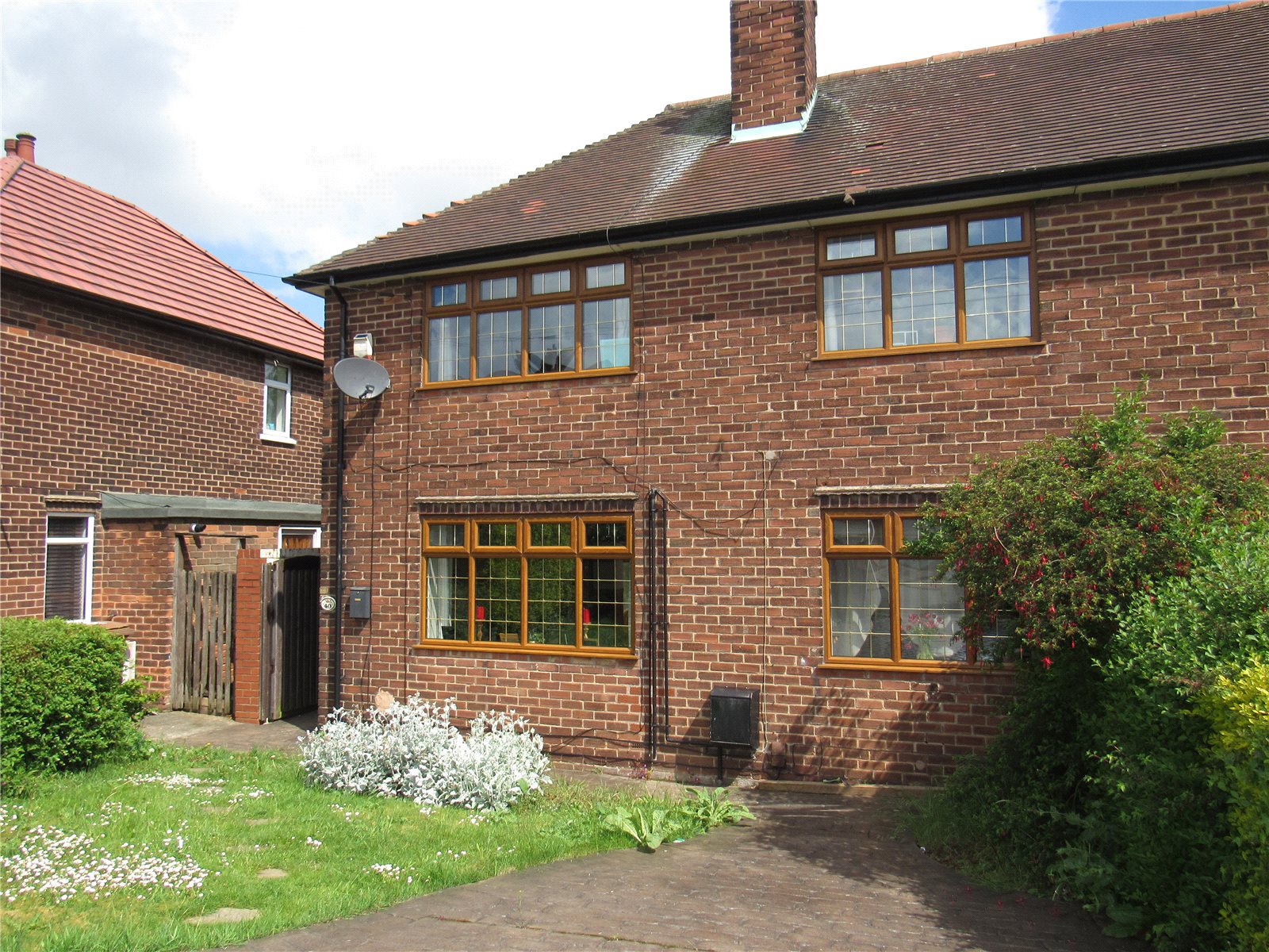 Whitegates Mansfield 3 bedroom House for sale in Beazley Avenue