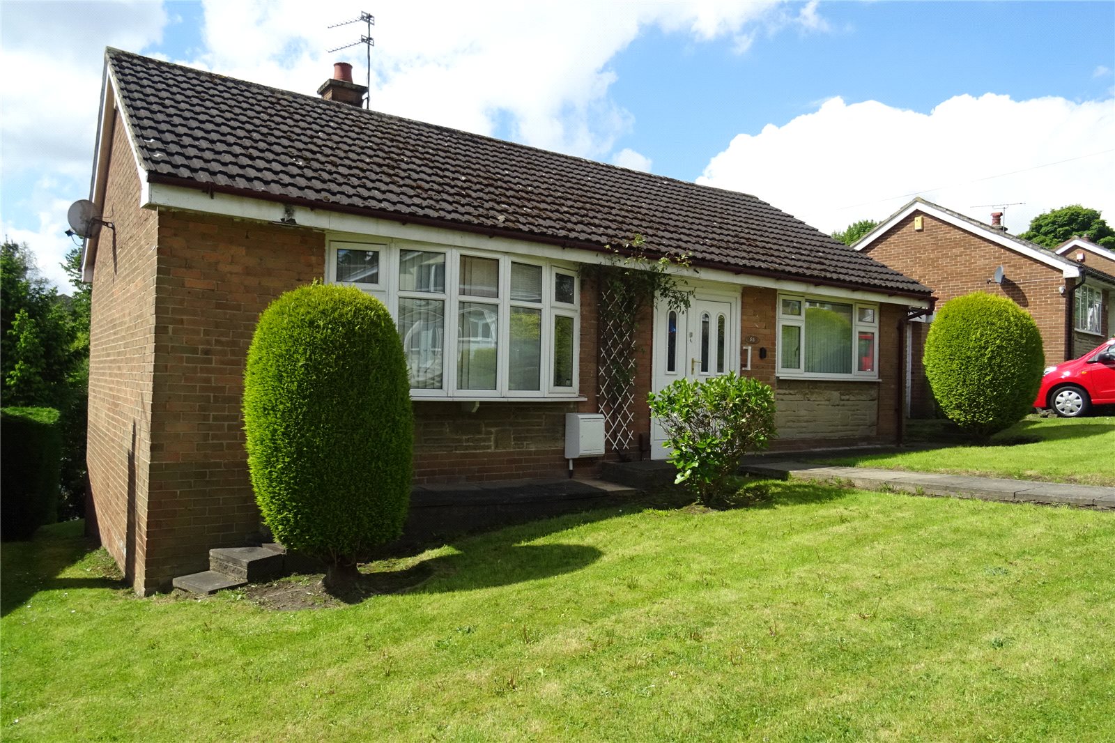 Whitegates Bradford 2 bedroom Bungalow for sale in Sunningdale Bradford