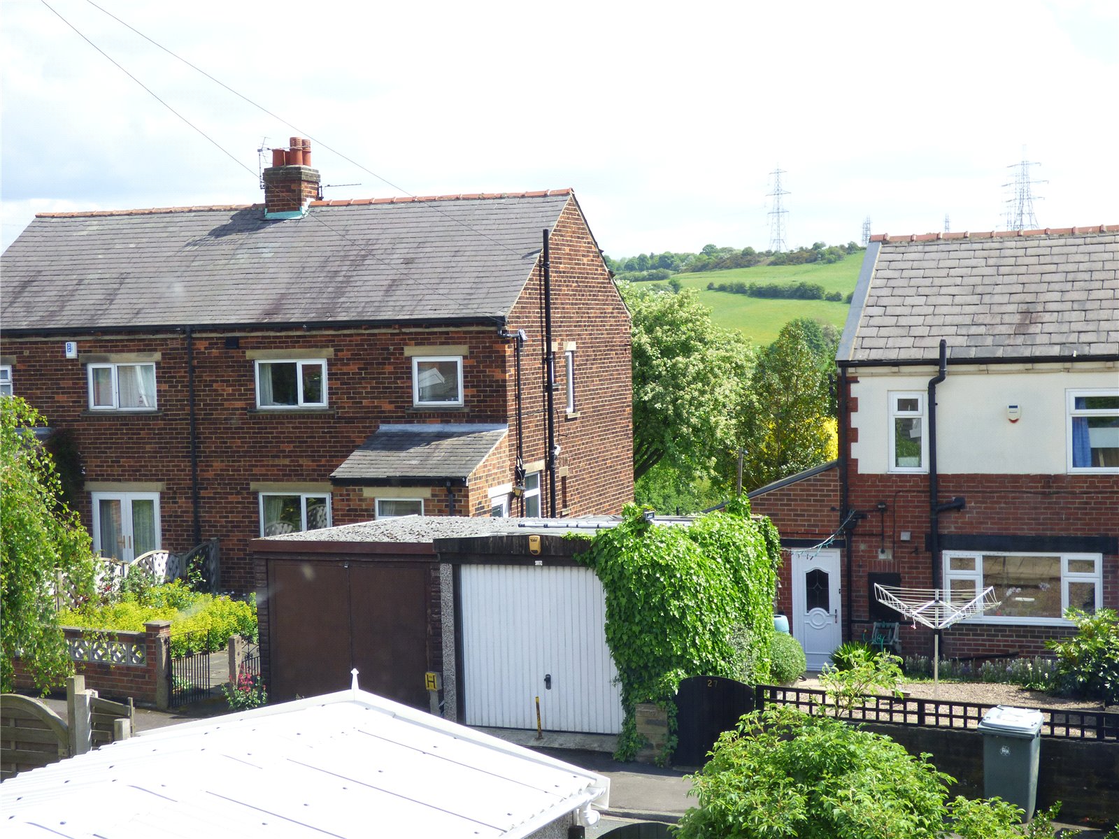 Whitegates Cleckheaton 3 bedroom House for sale in Hunsworth Lane Cleckheaton BD19 Whitegates