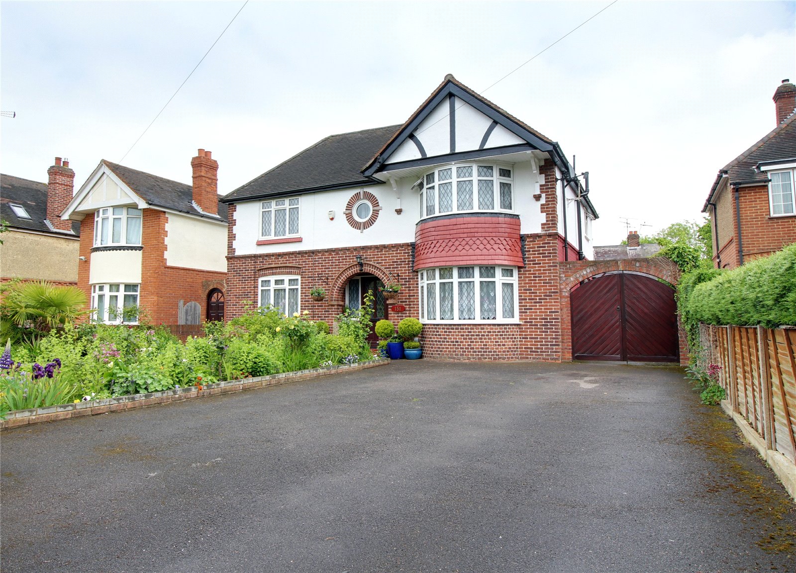 Parkers Earley 4 bedroom House For Sale in St Peters Road Reading Berkshire