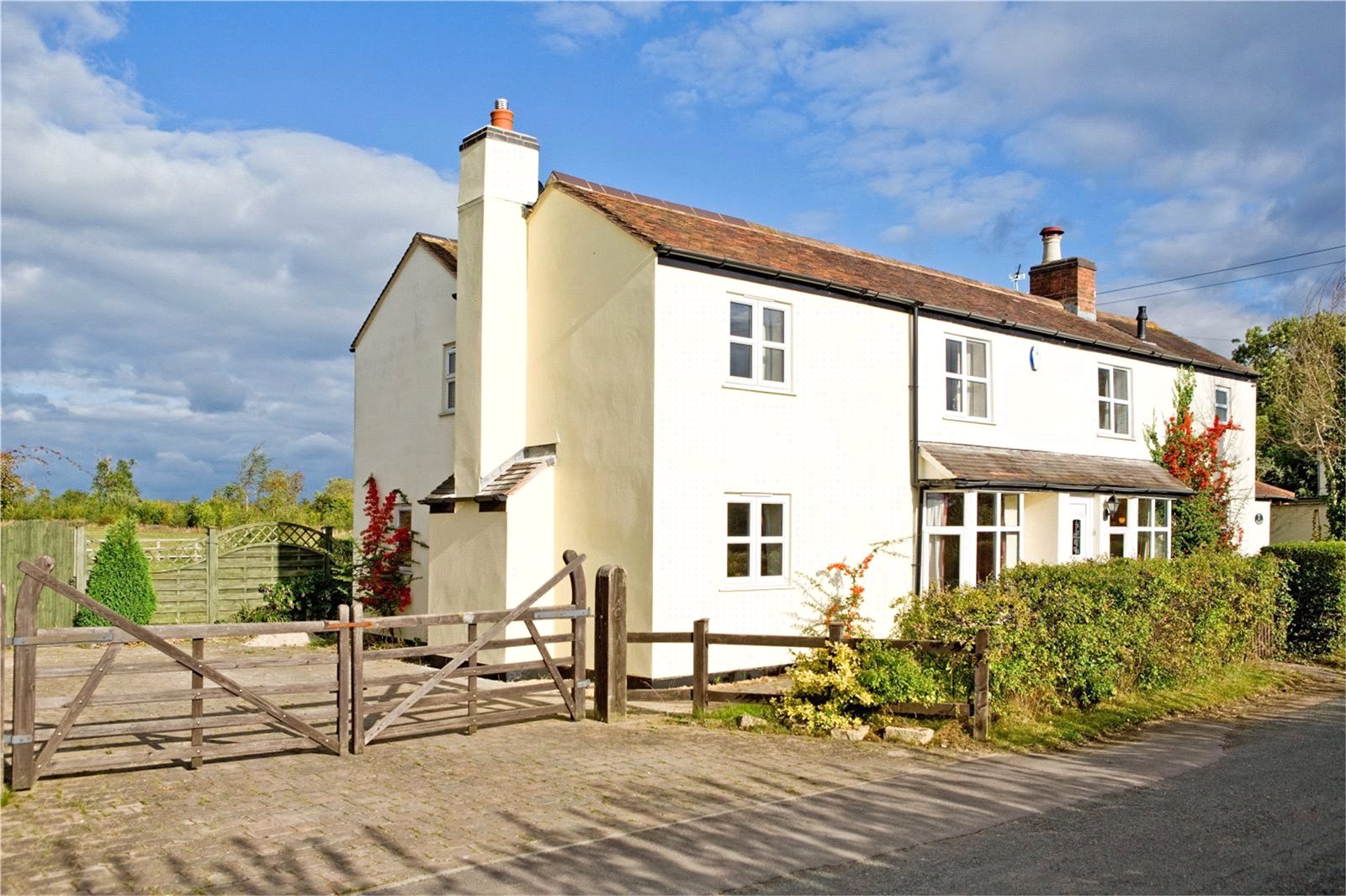 CJ Hole Cheltenham 4 bedroom House for sale in Elmstone Hardwicke
