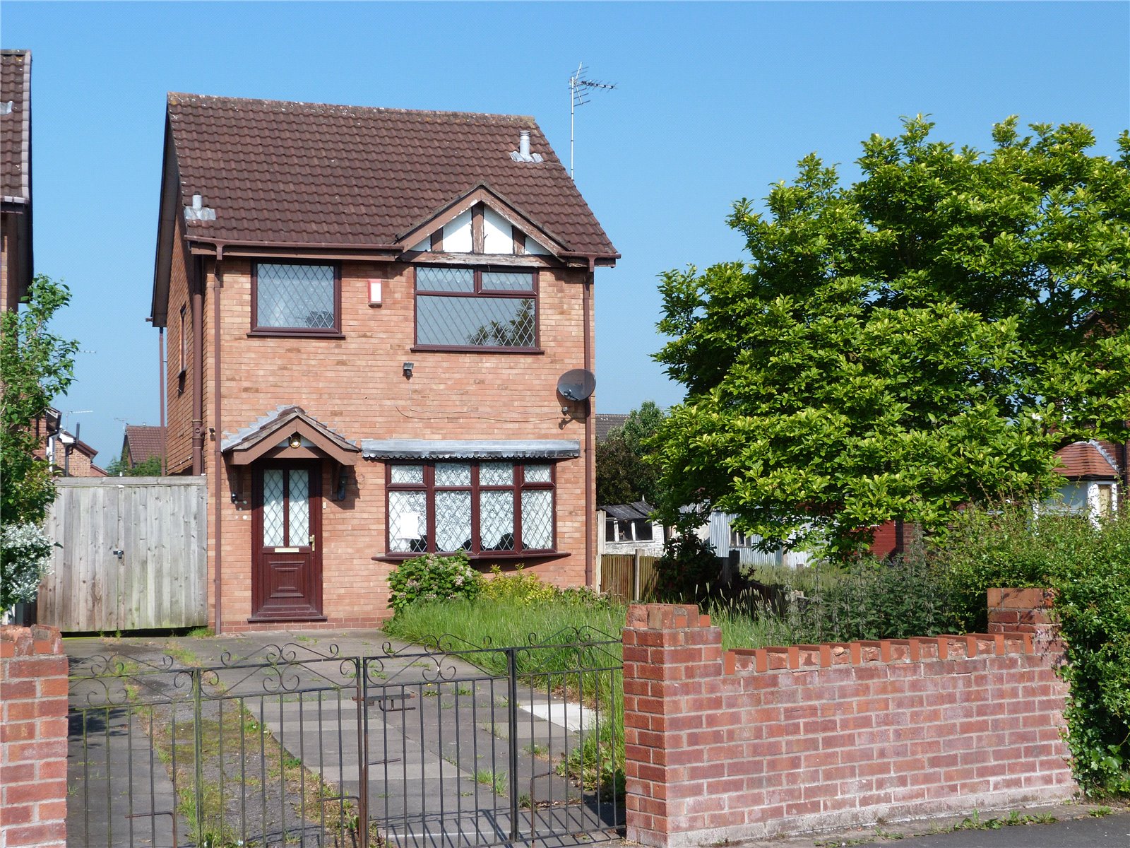 Whitegates Crewe 3 bedroom House for sale in Mablins Lane Crewe
