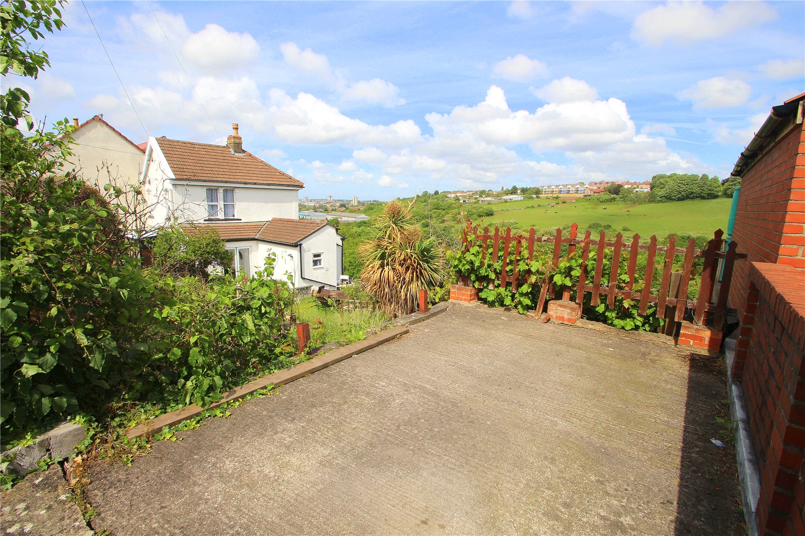 CJ Hole Southville 3 bedroom House for sale in Headley Lane Headley