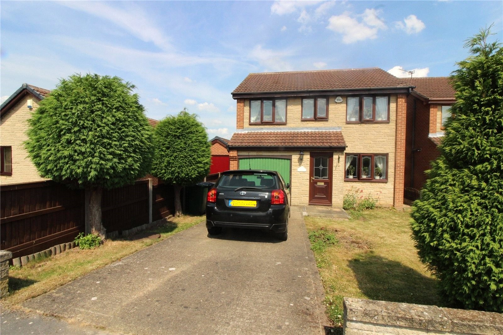 Whitegates Barnsley 3 bedroom House for sale in Selbourne Close Barugh