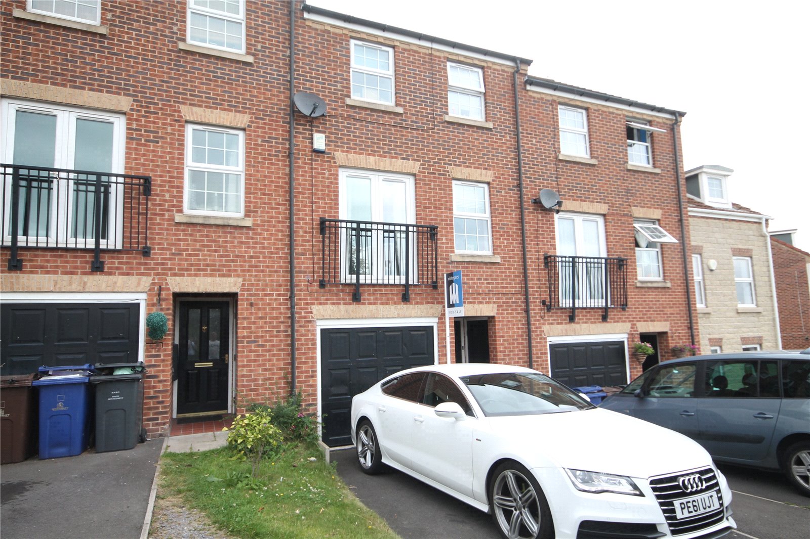 Whitegates Barnsley 4 bedroom House for sale in Redhill Avenue Kendray Barnsley S70 Whitegates