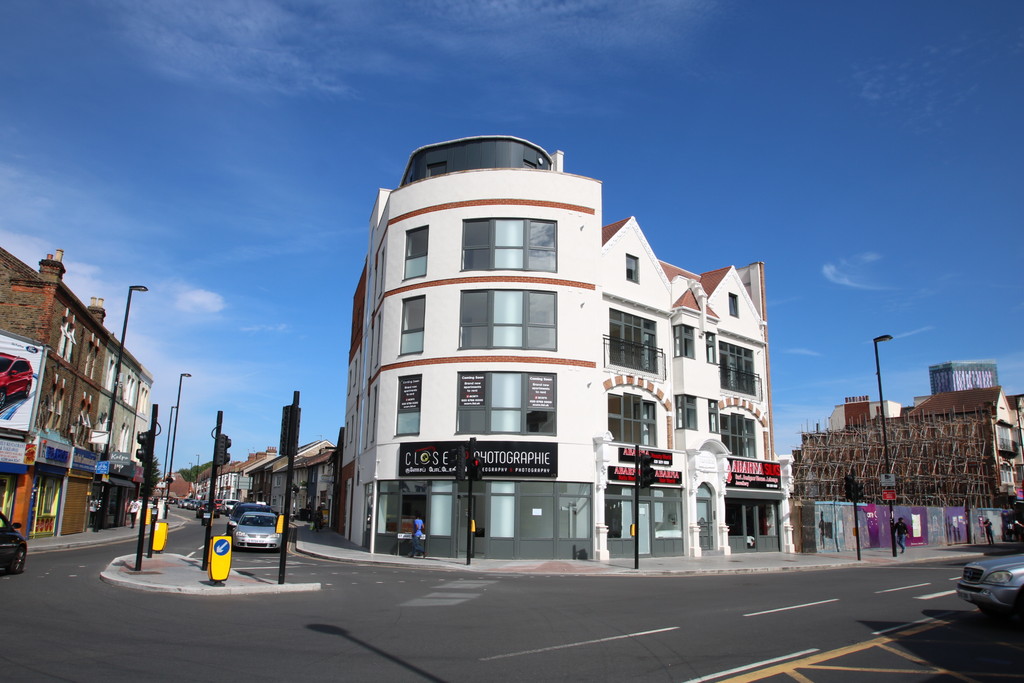 Martin & Co Croydon 2 bedroom Apartment Let in London Road, West Croydon