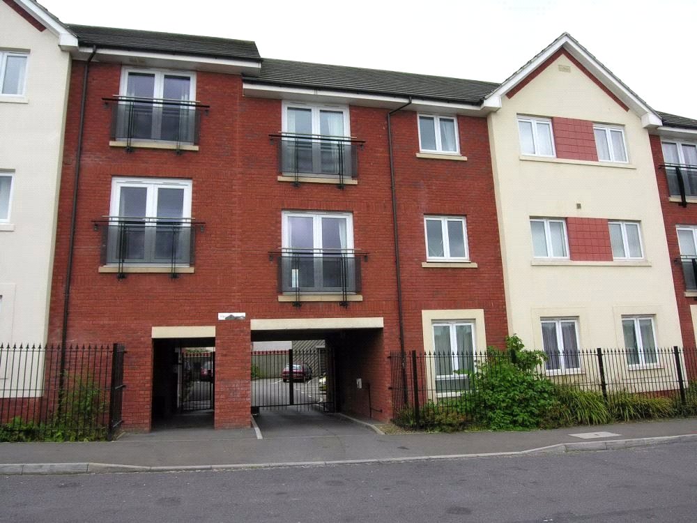CJ Hole Downend 2 bedroom Flat to rent in Alexandra Court Alexandra