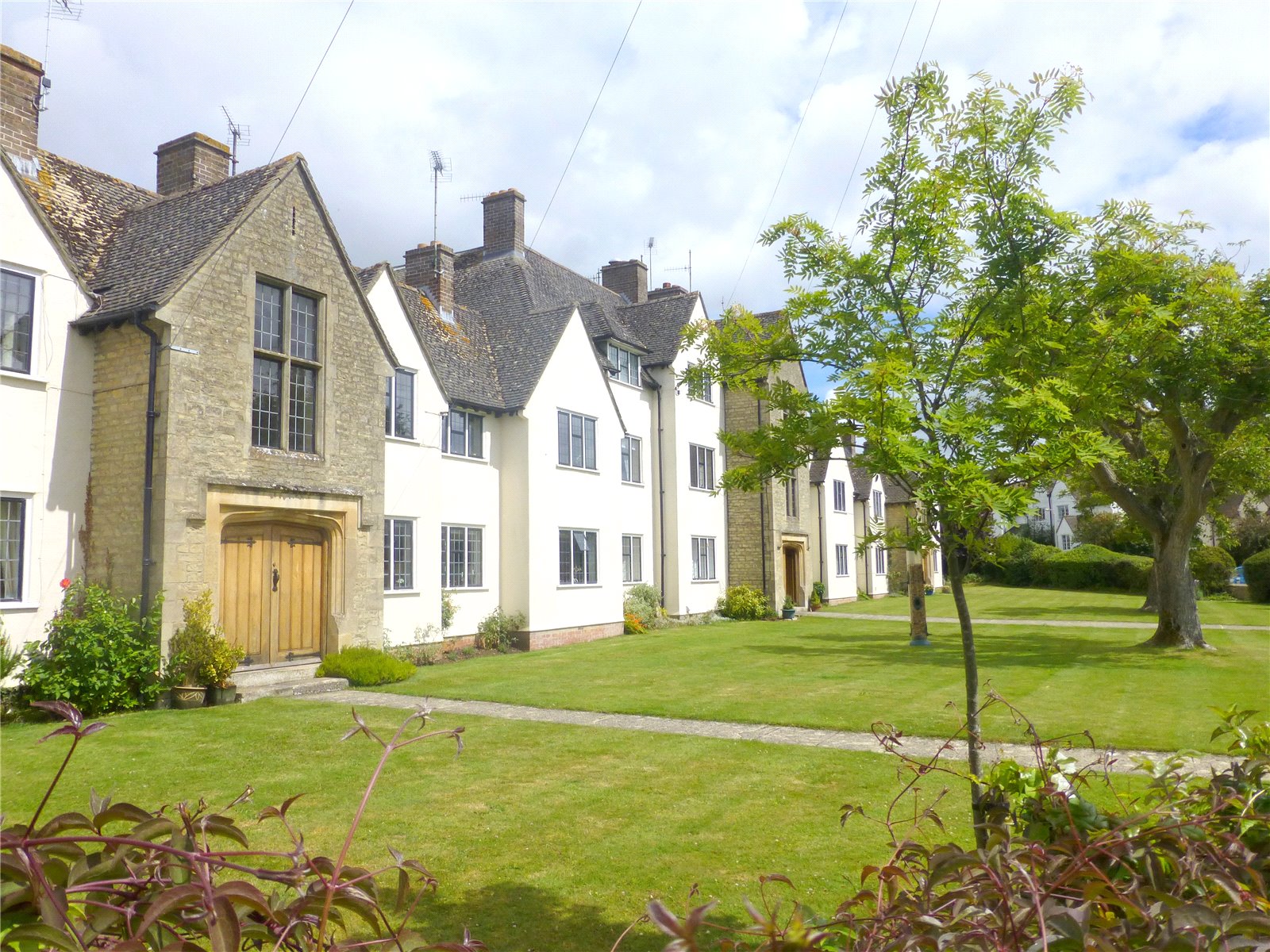 CJ Hole Cirencester 2 bedroom Flat for sale in Beresford House