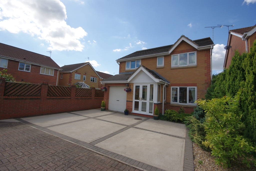 Martin & Co Lincoln 4 bedroom Detached House Let in Bakewell Mews