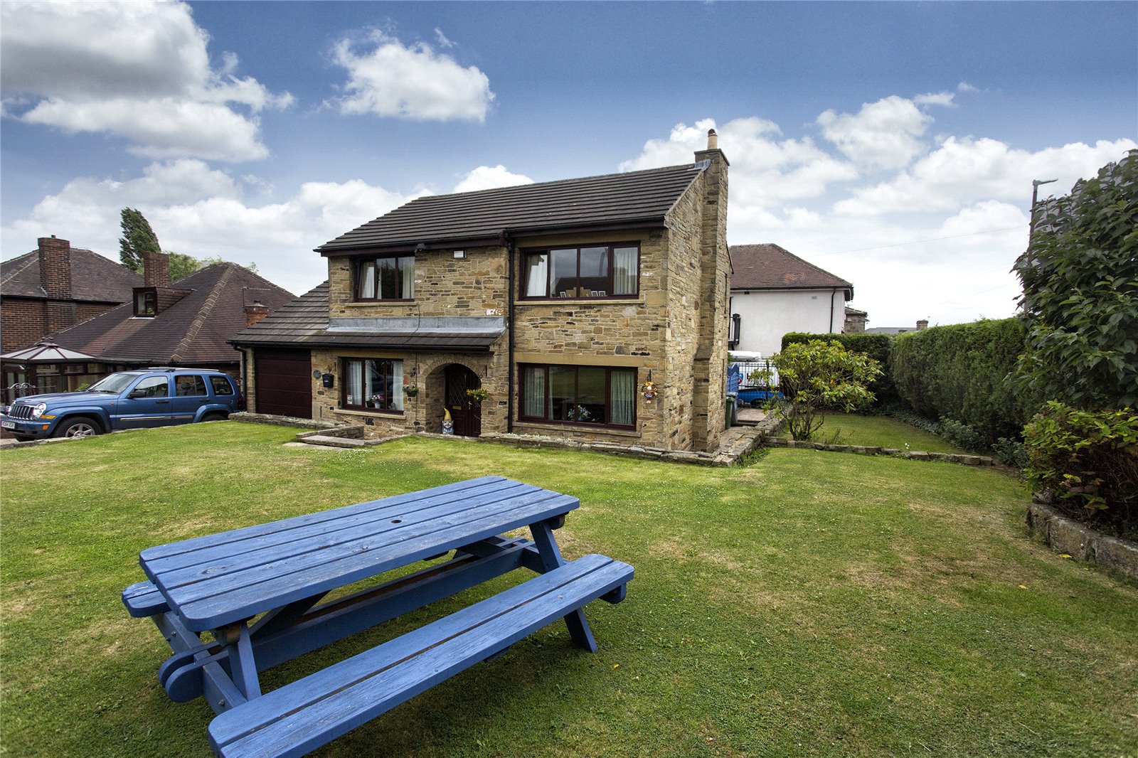 Whitegates Dewsbury 3 bedroom House for sale in Healds Road Dewsbury