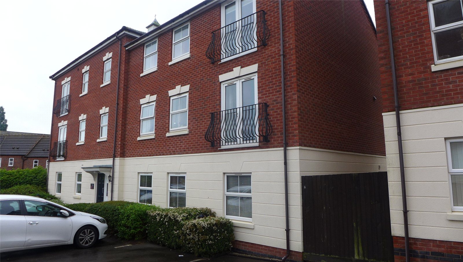 Whitegates Coventry 2 bedroom Flat To Let in Florence Road Binley Coventry