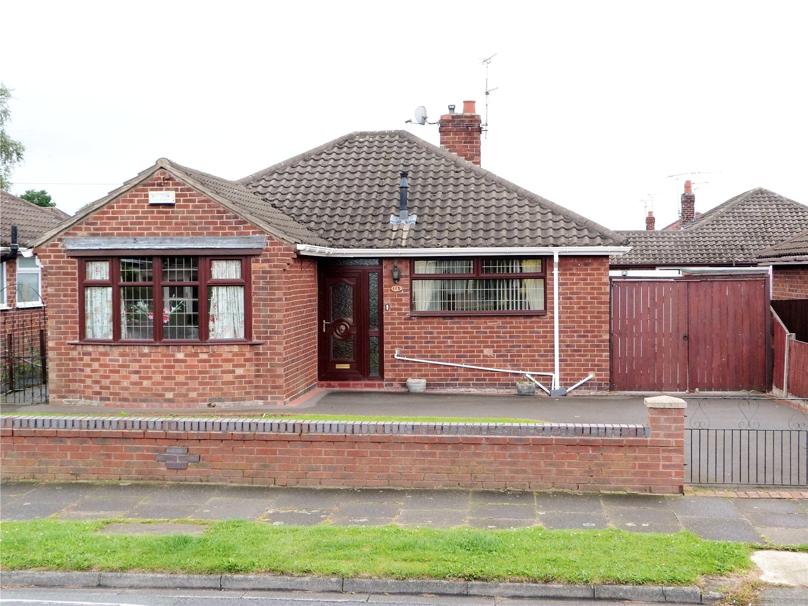 Whitegates Crewe 2 bedroom Bungalow SSTC in McLaren Street Crewe Cheshire
