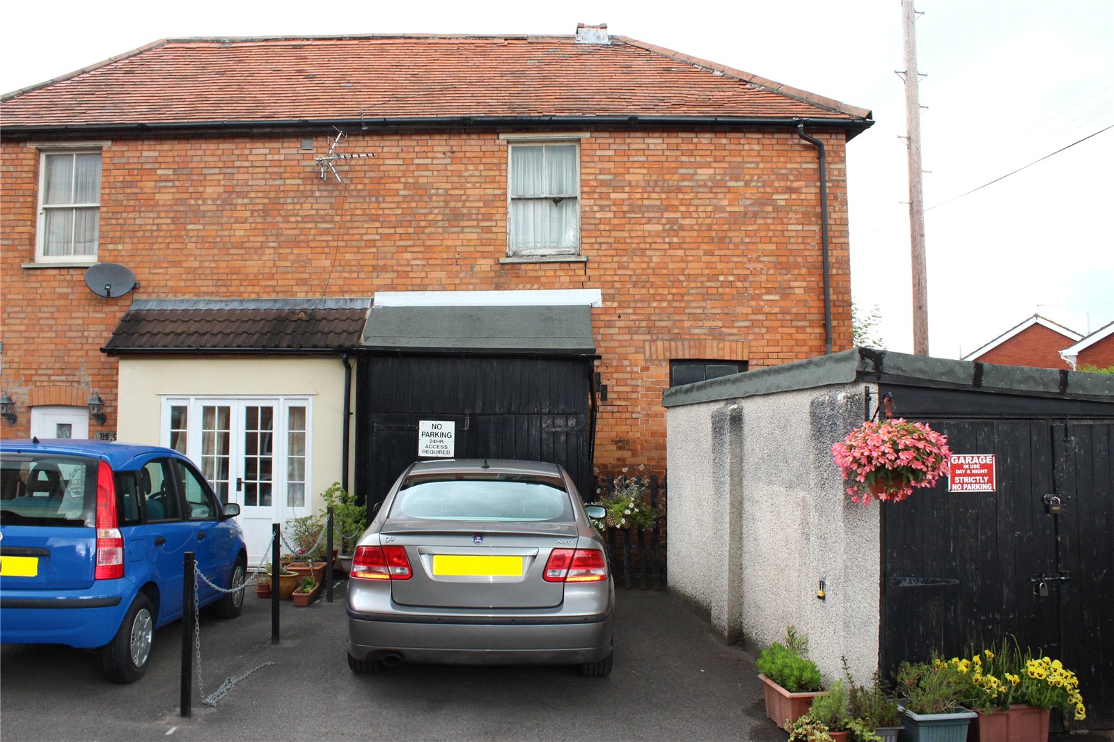 CJ Hole BurnhamonSea Studio House for sale in Berrow Road Burnham on