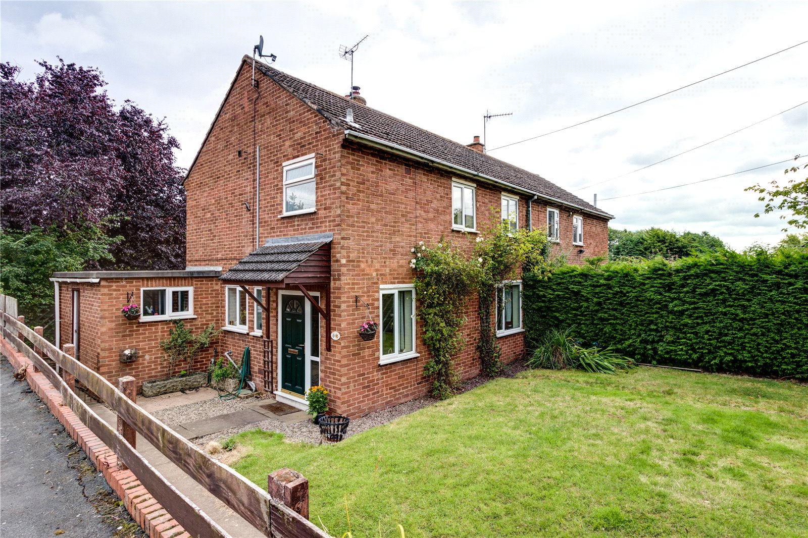 CJ Hole Worcester 3 bedroom House for sale in Queens Estate Wichenford