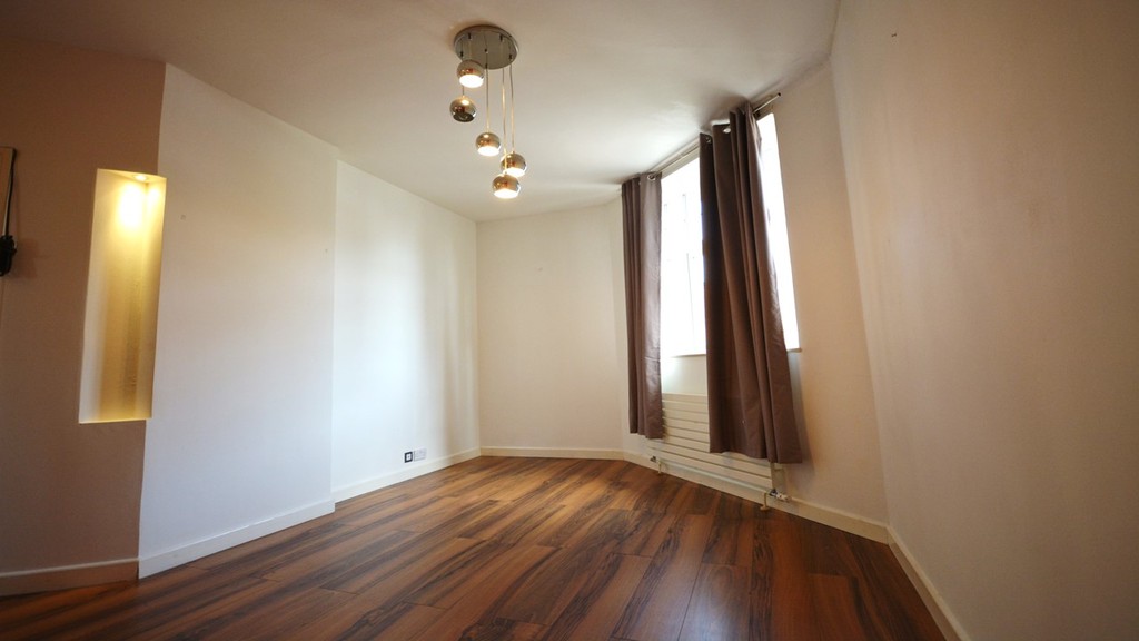 Martin Co Kingston 1 Bedroom Flat To Let In Claremont