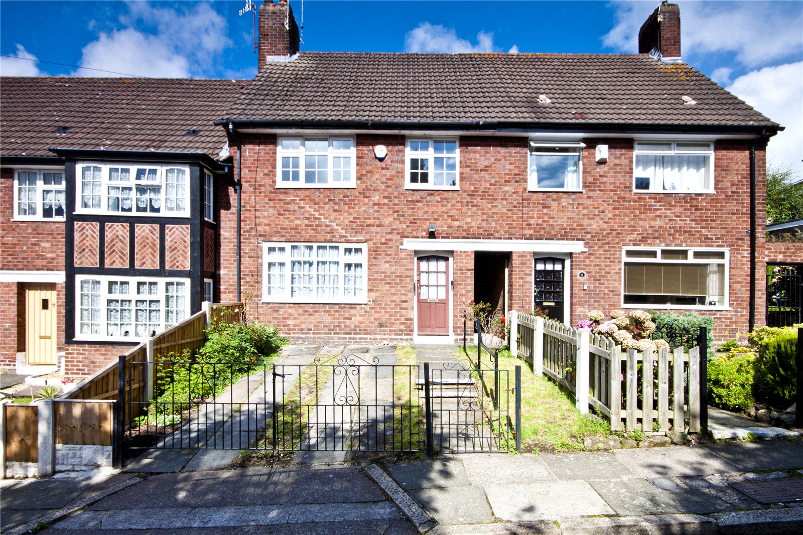 Whitegates Woolton 3 bedroom House for sale in Rose Street Liverpool